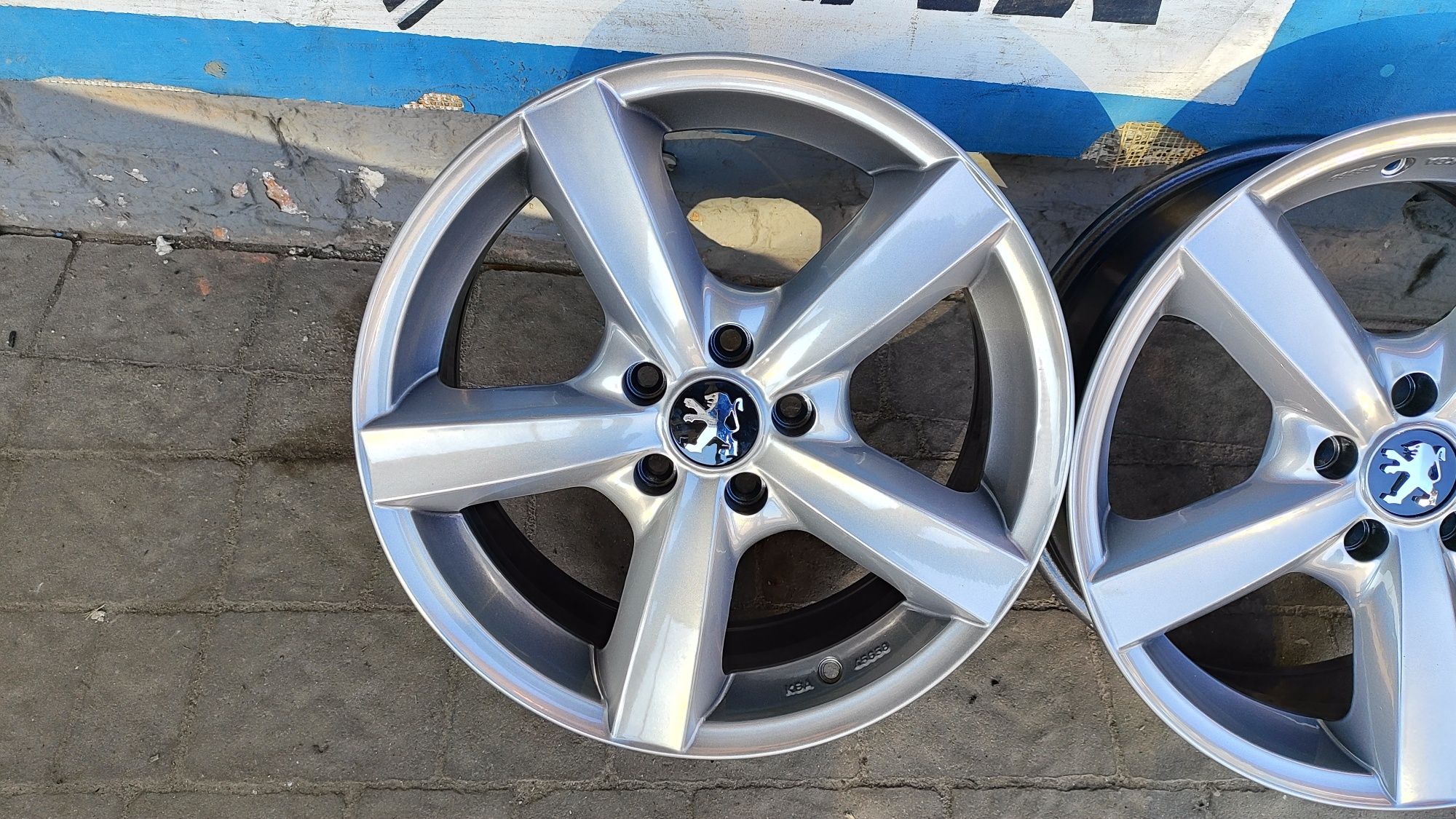 Стильні диски Peugeot 5*108 R17 5/108/17