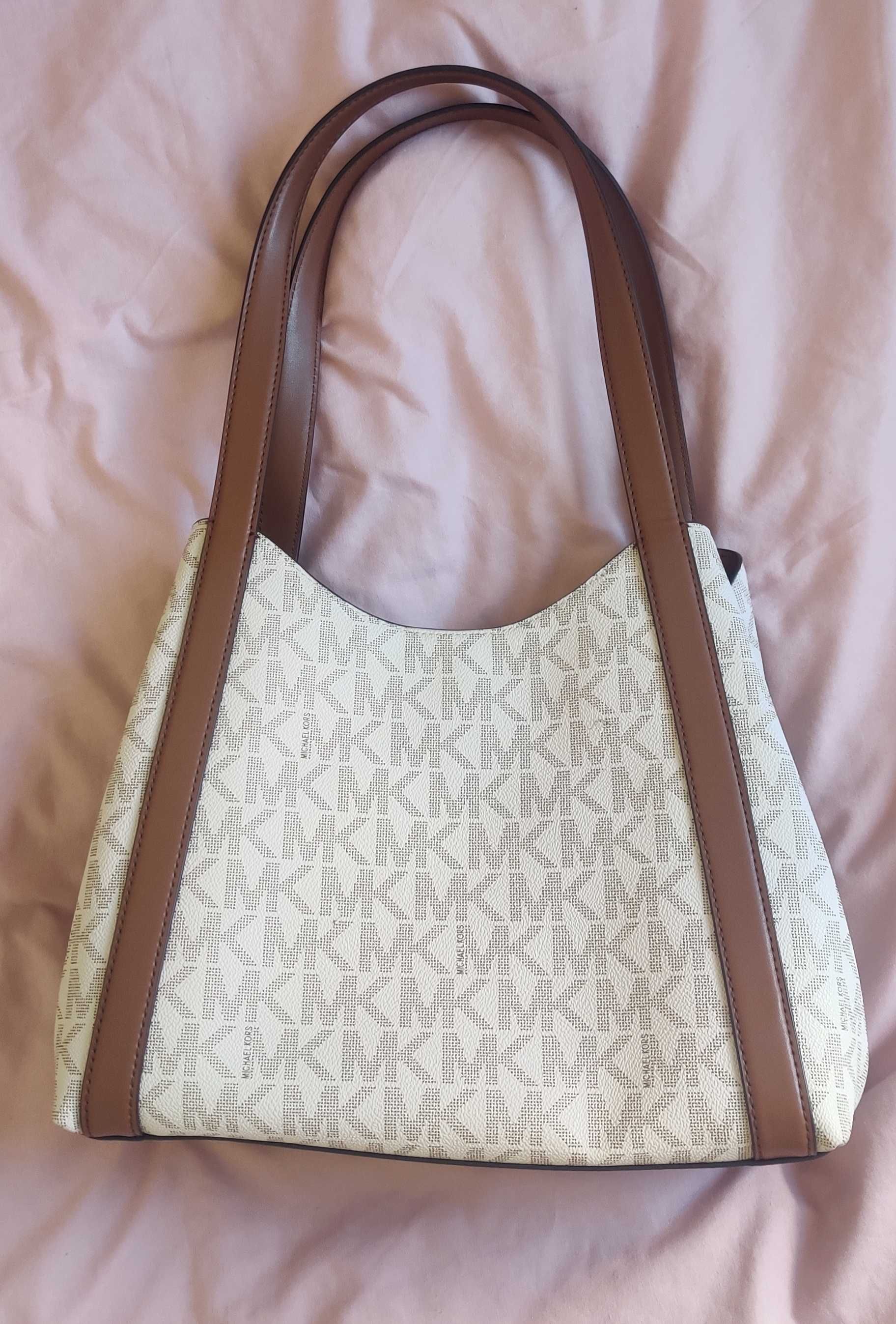 Mala Michael Kors NOVA com etiqueta