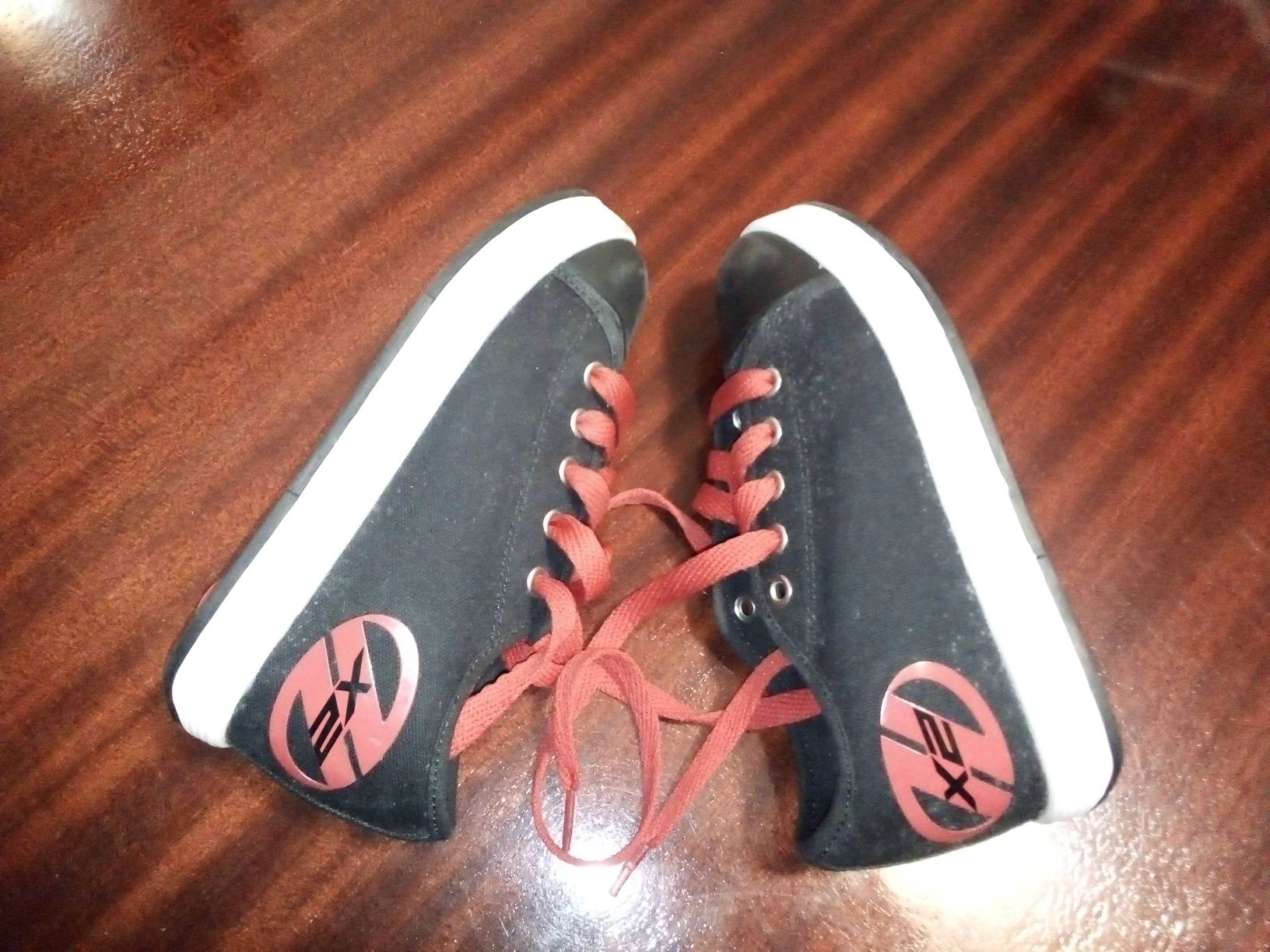 Ténis Heelys Fresh 2X (com rodas)