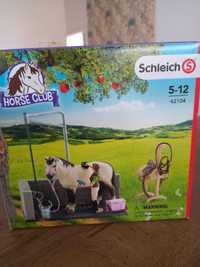 Zestaw  Schleich nr 42104 Myjnia dla koni