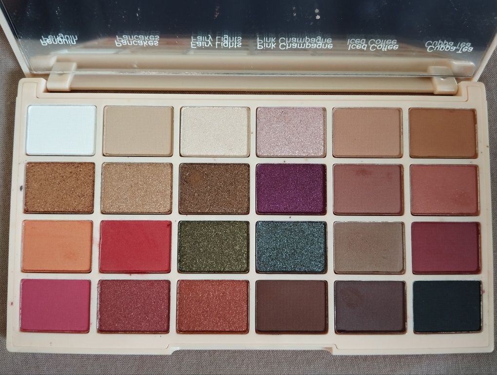 Revolution Sophx Ultra Eyeshadows cienie paleta