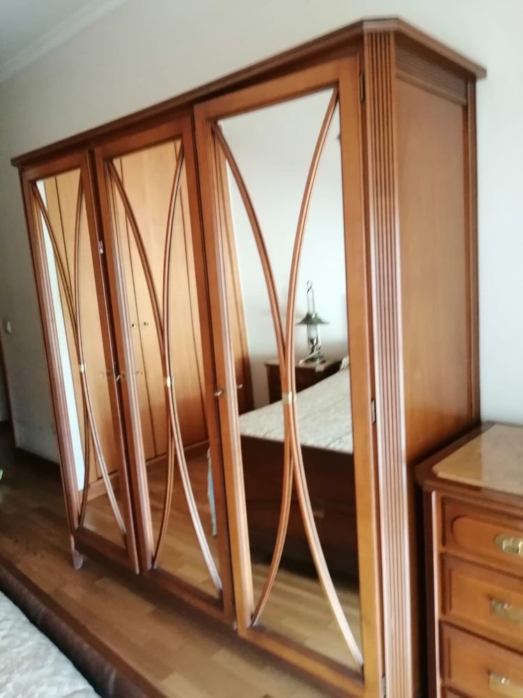 Conjunto de quarto - madeira / carvalho