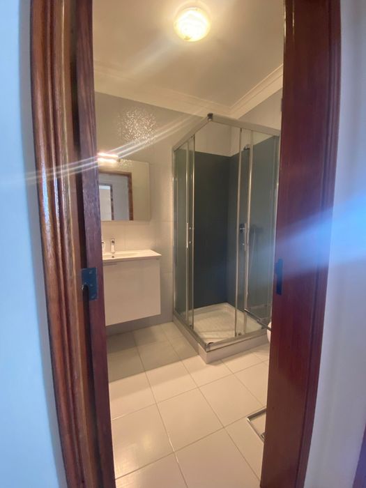 Arrenda-se Apartamento T3, Estoril