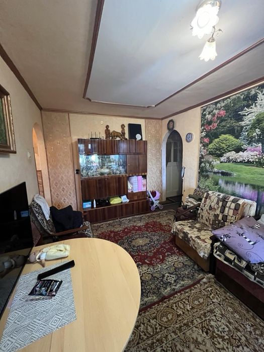 Продаж квартири не подалік Центру.