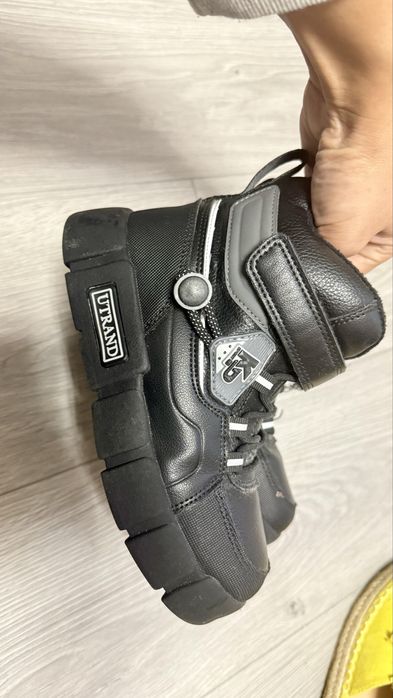 Черевики зимові ботінки кроси теплі