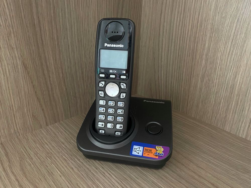 Радіотелефон Panasonic KX-TG7207UA