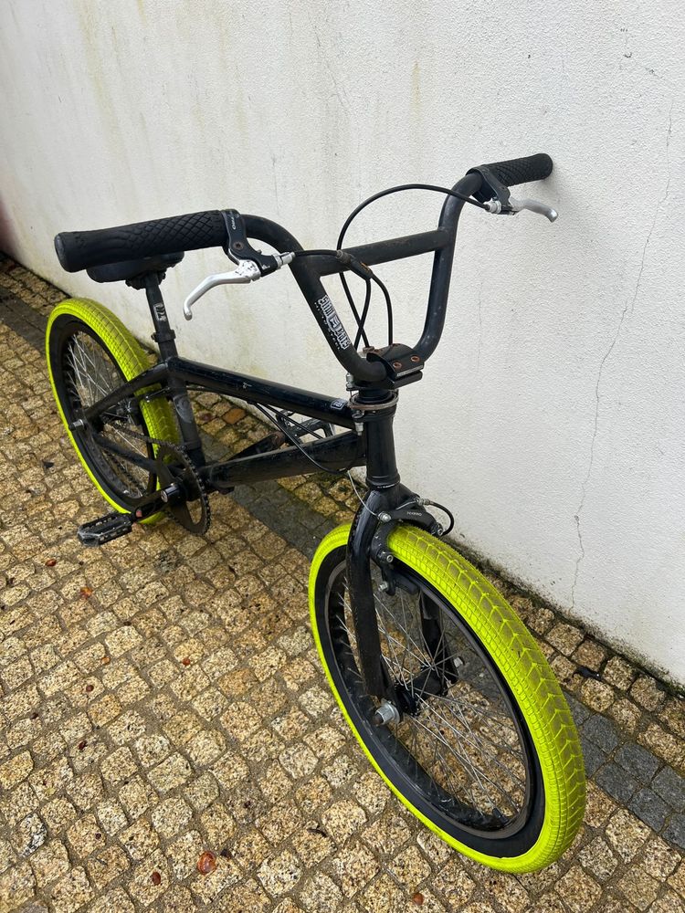 Bicicleta BMX haro