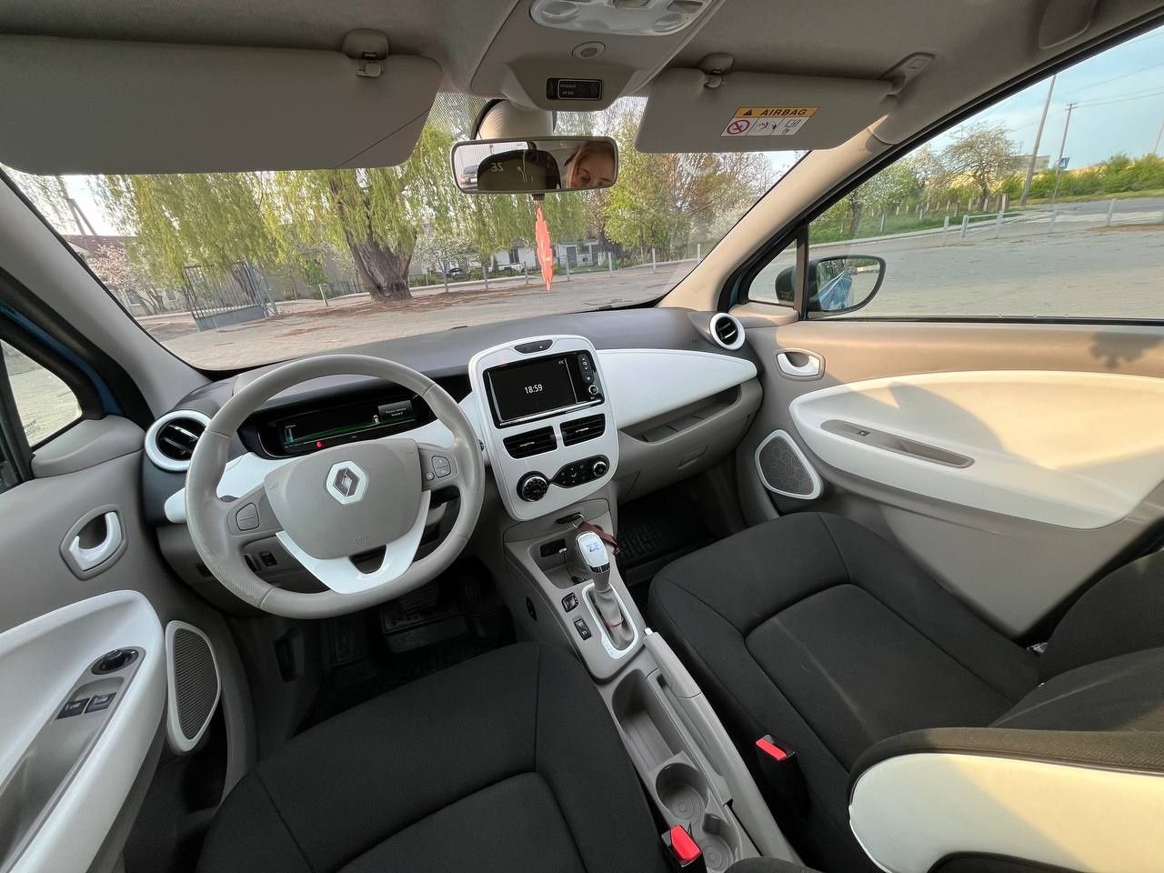 Продам Renault Zoe 41kwt.2017р