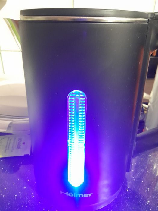 Електрочайник ,новий.