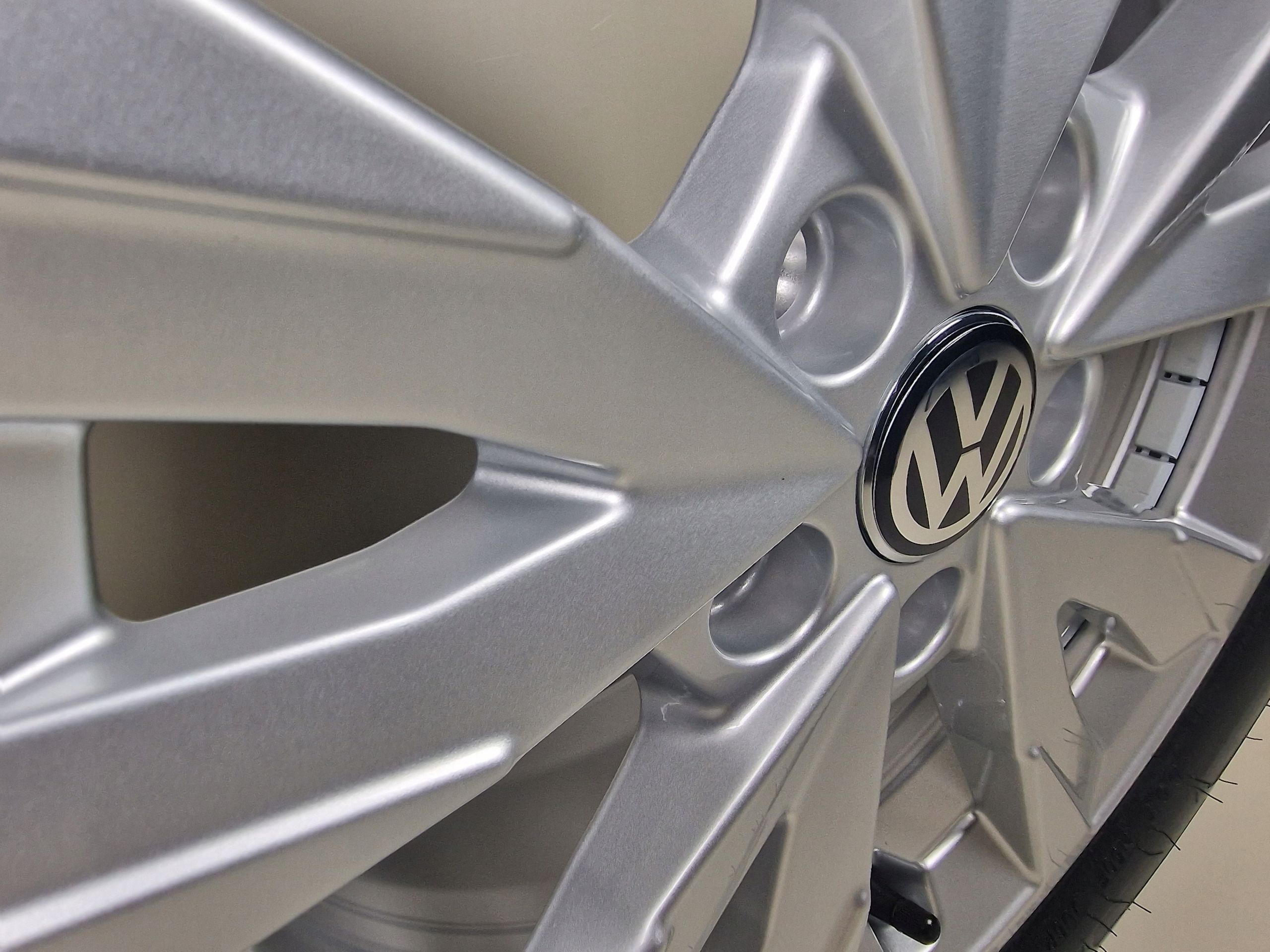 NOWE Felgi Volkswagen 16 Golf Passat T-Roc Jetta