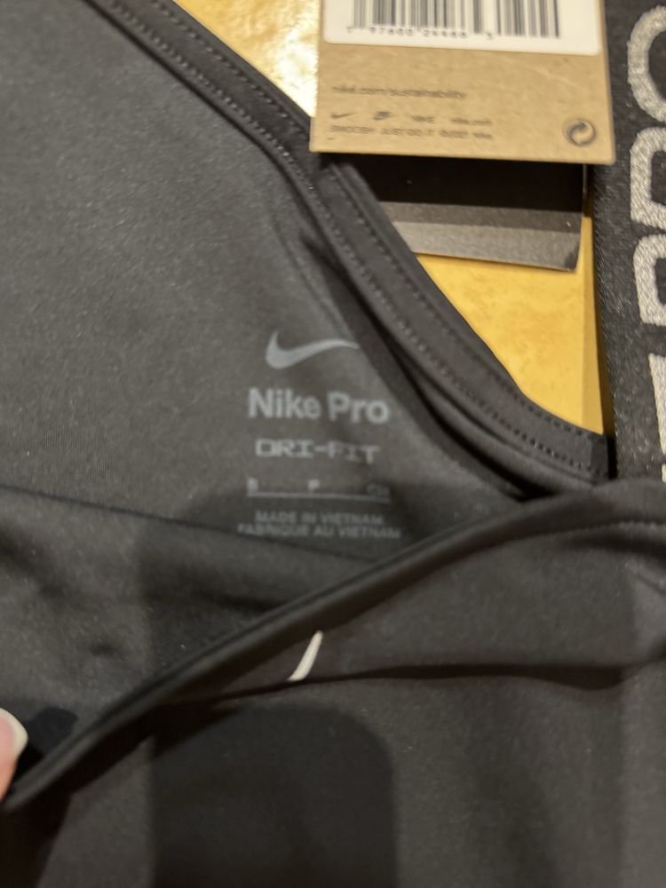 Топ Nike оригинал р. S