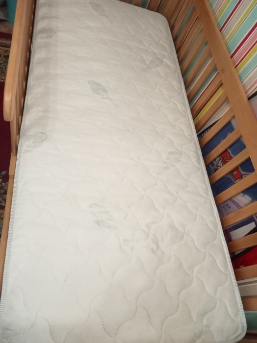 Продам матрас 180*80