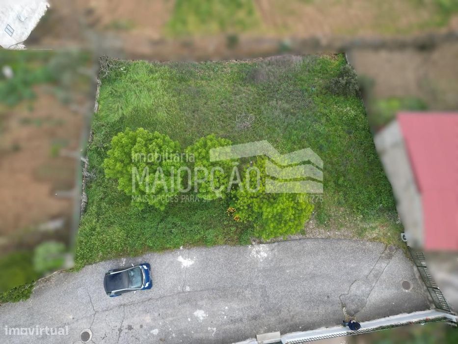 Terreno de 400m² à Venda em Bragança