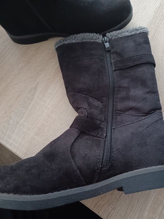 Nowe kozaki dziewczęce rozm.34