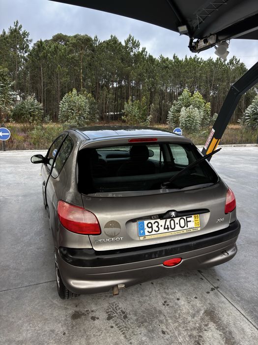 Peugeot 206 1.1 gasolina 1999