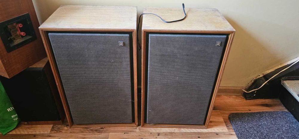 Castle Acoustics Durham II / Goodmans Magnum K2