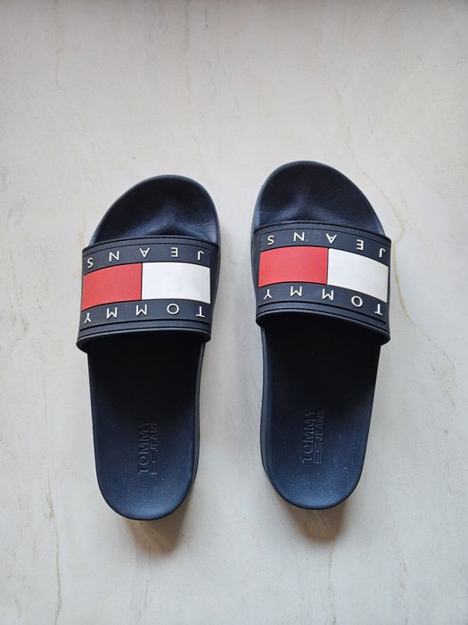 Oryginalne Granatowe klapki buty firma Tommy Hilfiger rozmiar 38