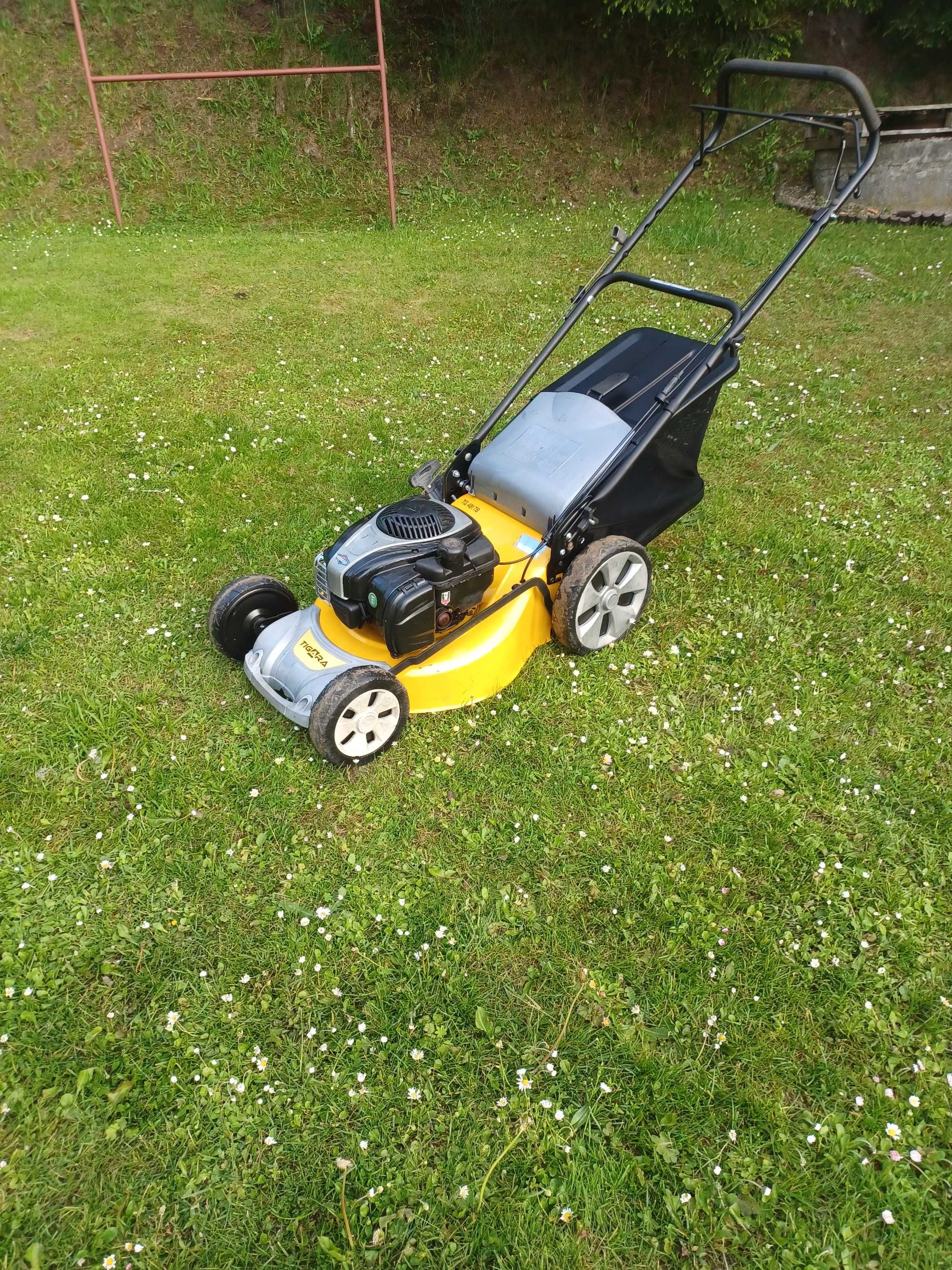 Kosiarka stiga z silnikiem briggs&stratton