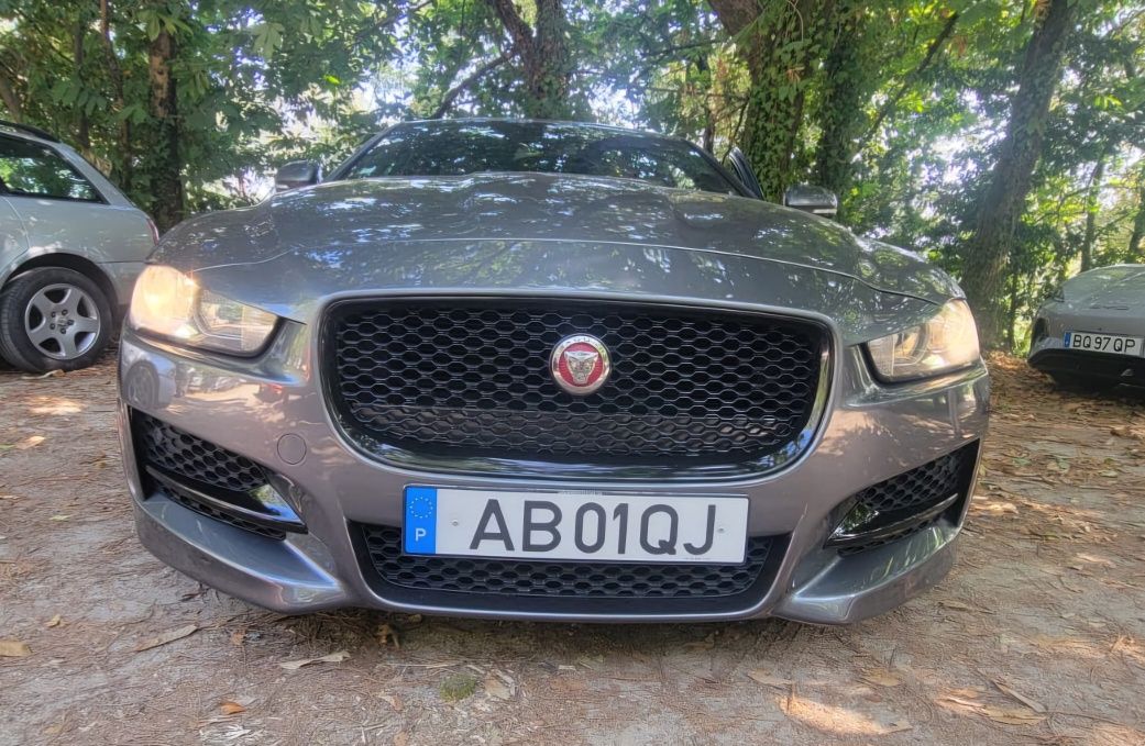 Jaguar XE R-Sport
