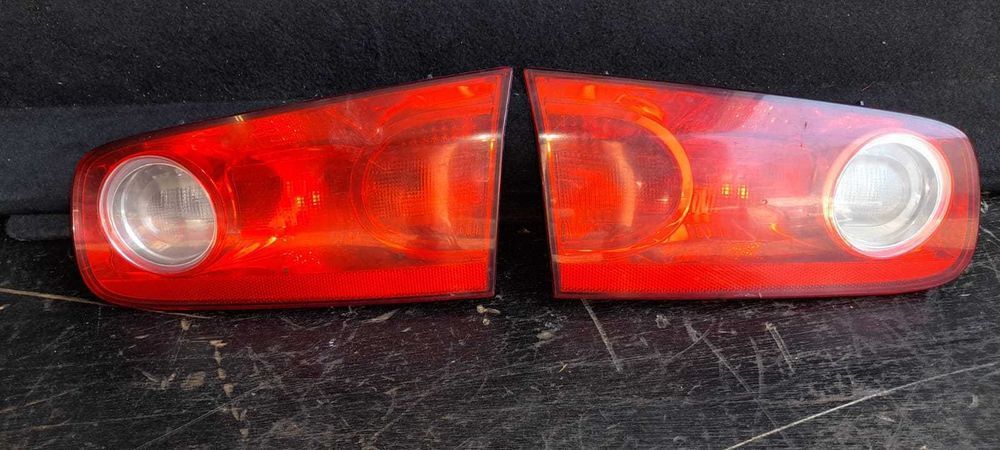 Farolins Renault laguna de 2005