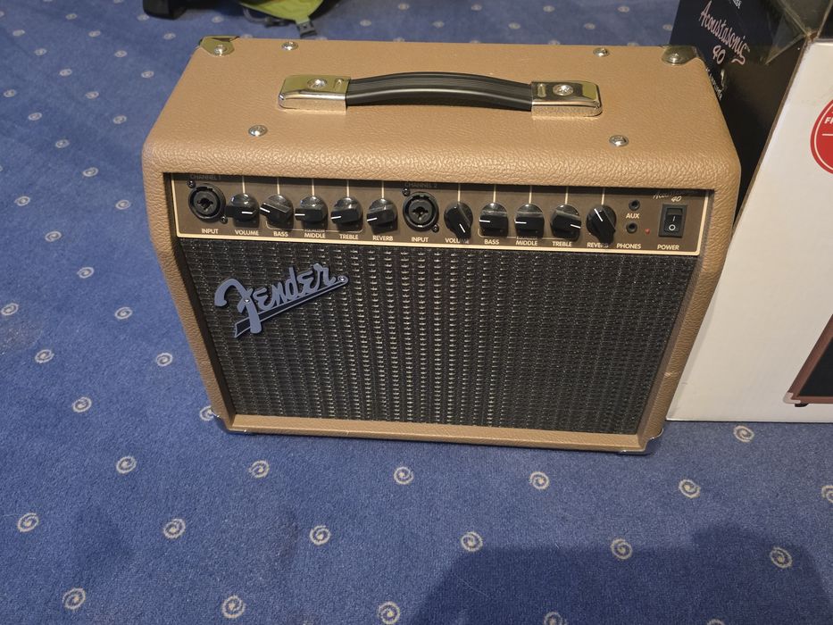 Wzmacniacz gitarowy Fender Acoustasonic 40