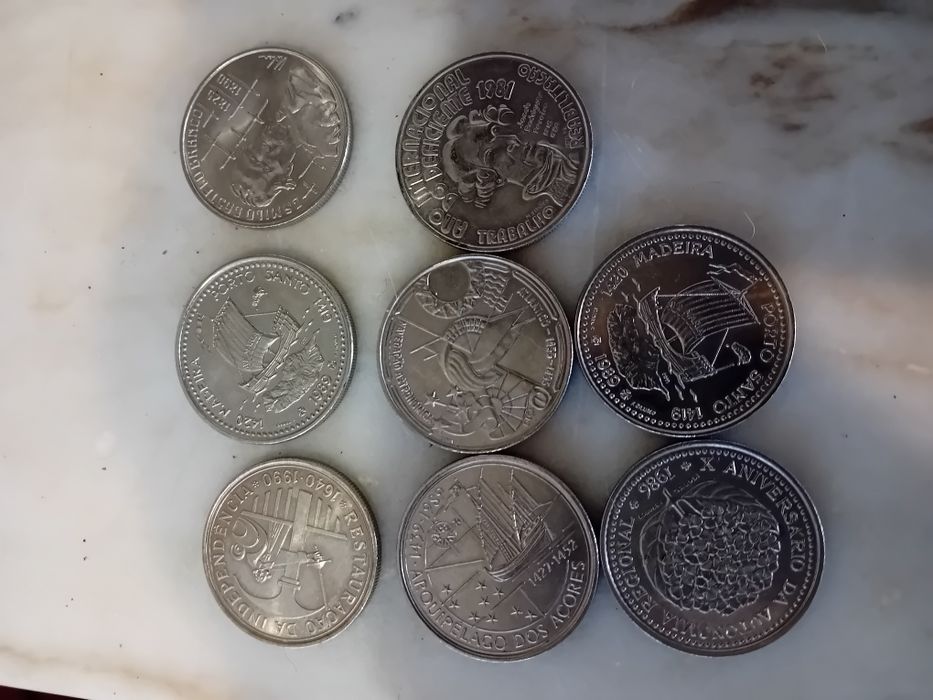 Conjunto de 47 Moedas Comemorativas