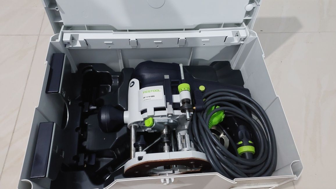 Вертикальний фрезер Festool OF 1010 EBQ-Plus