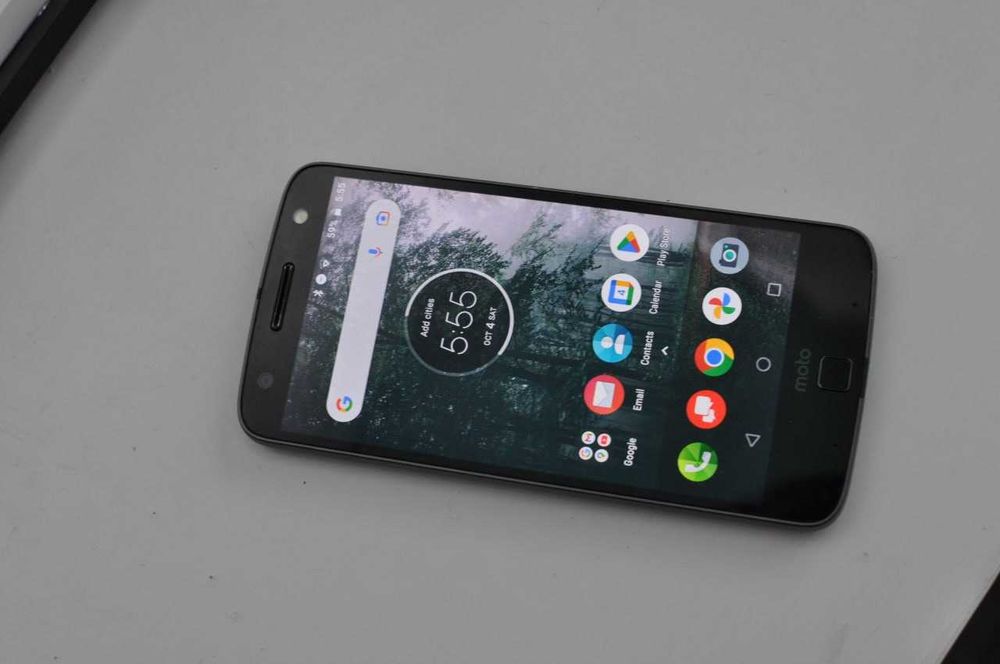 Мобильный телефон Motorola Moto Z Force