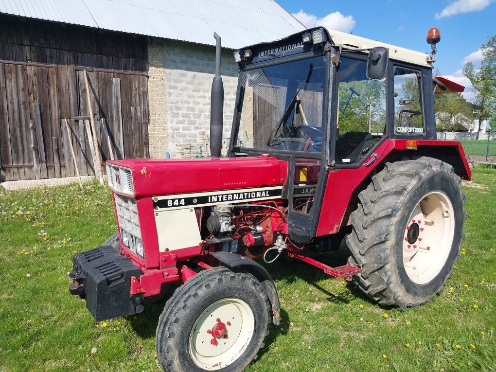 International 644