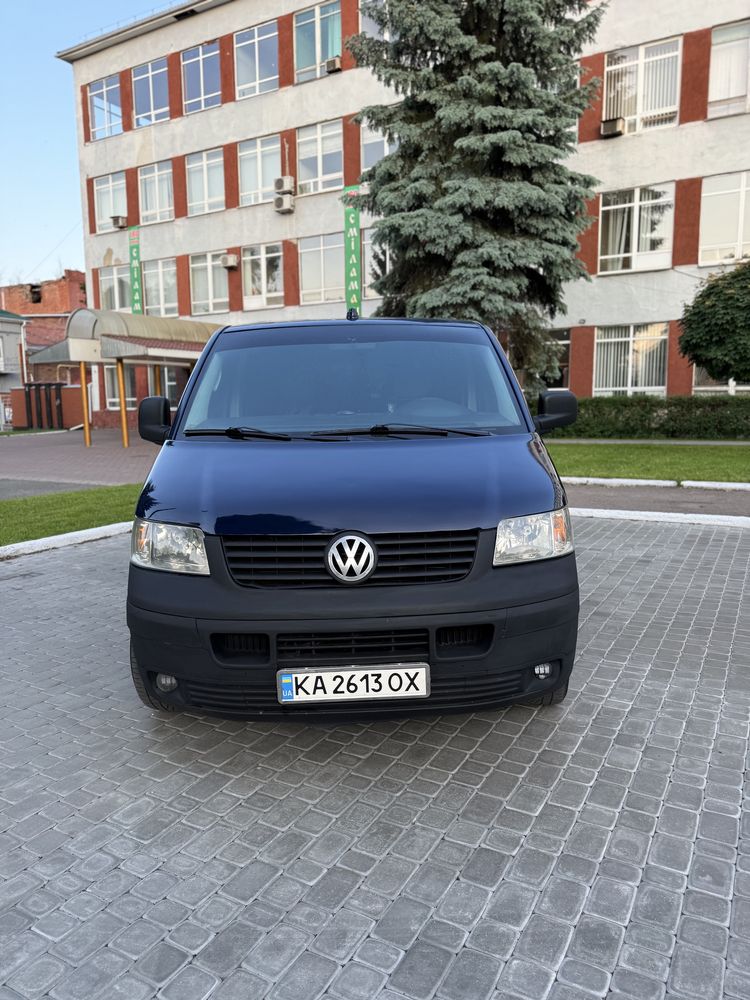 Volkswagen T5 груз пасс 7 місць 1.9 Long