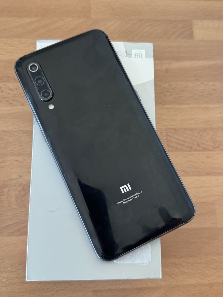 Xiaomi mi9 6/64gb desbloqueado caixa(ACEITO RETOMA)