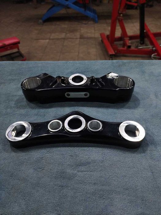 Кермо, зеркала, грузики, стійки, траверса та чохли на BMW R18