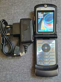 Motorola RAZR V3i  ретро