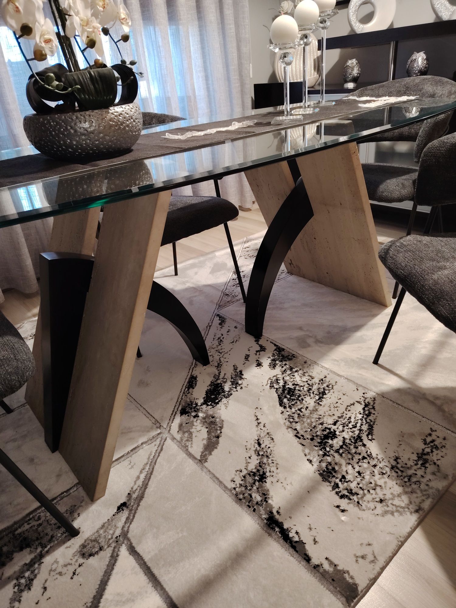 Venda de mesa sala jantar