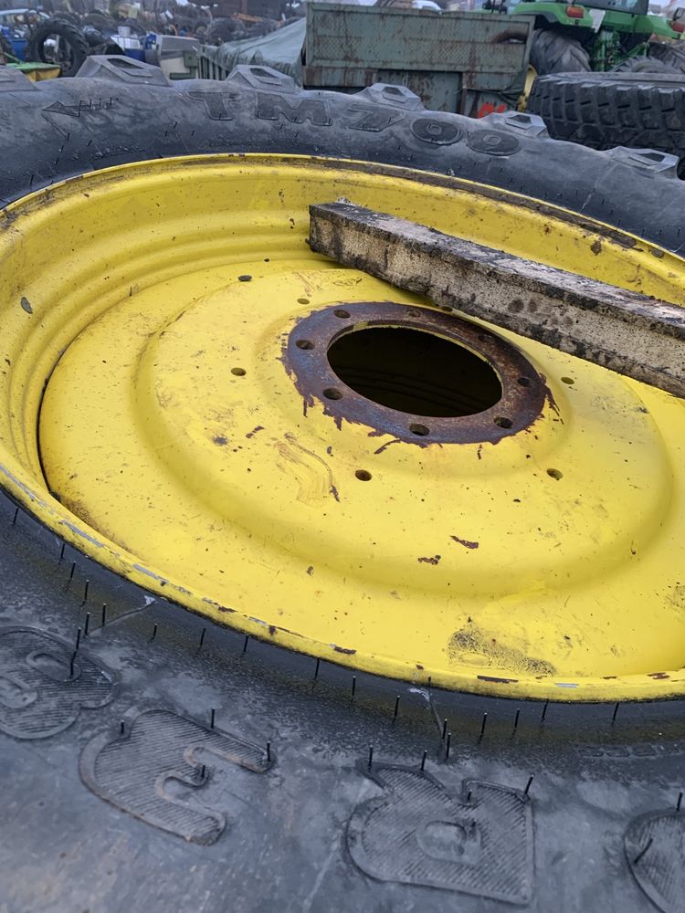 Kola felgi 580/70r38 john deere