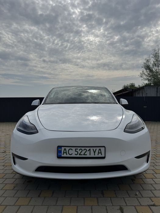 Tesla Model Y 2023  Long Range DM 82kw (Європа)