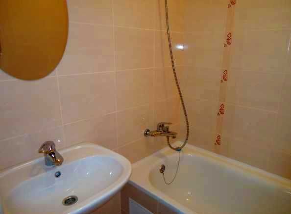 2-х кім кв. вул. Пастерівська. (4 ОКРЕМИХ СПАЛЬНИХ МІСЦЯ) Автостоянка