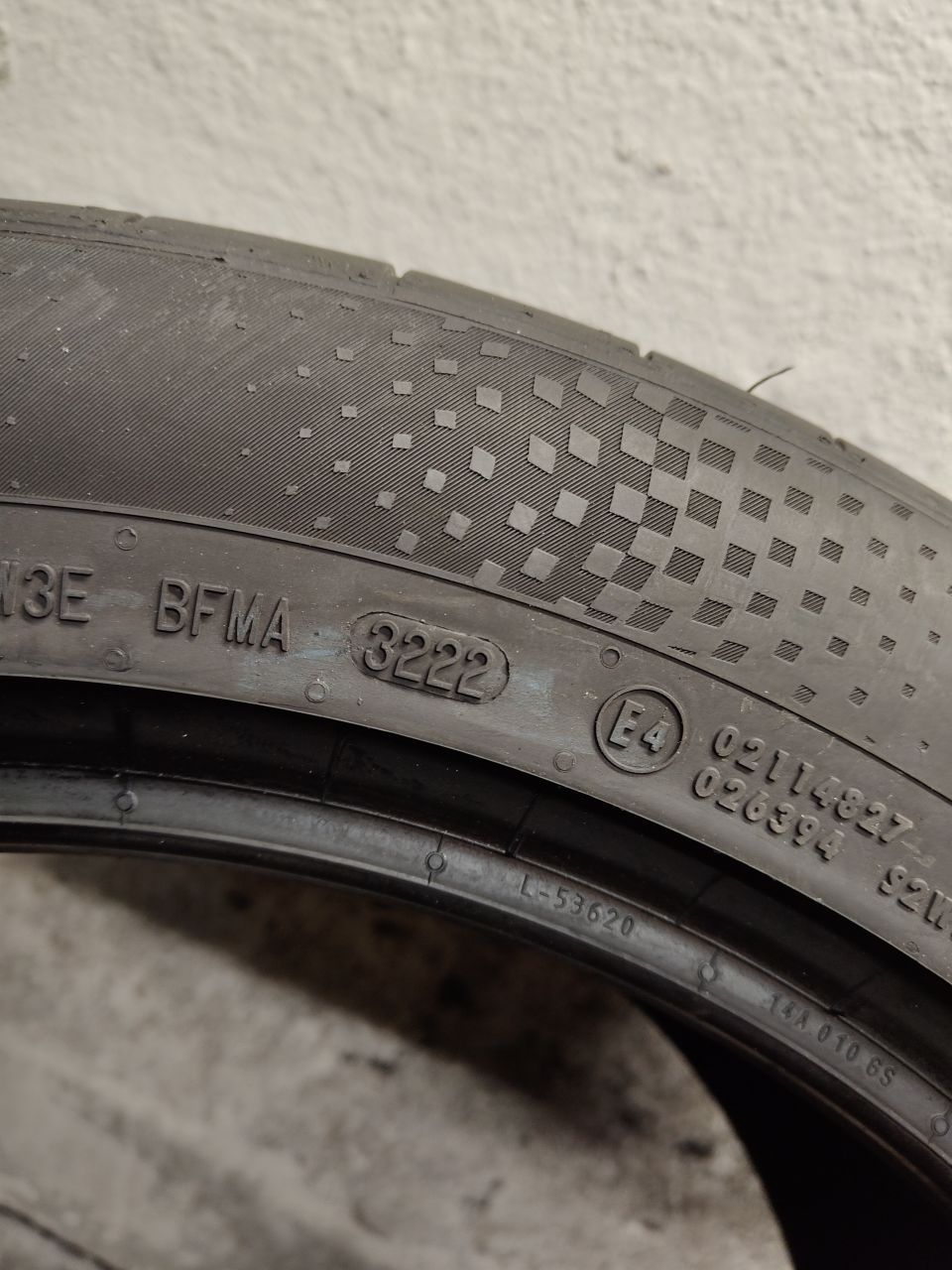 4x 255/45R19 opony letnie Continental 6,2mm 2022