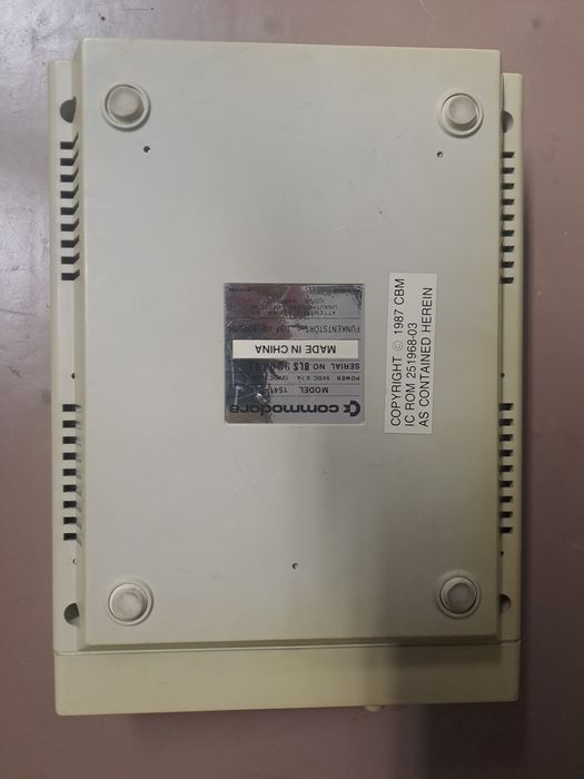 Commodore 1541-II zasilacz kabel sygnału stacja dyskietek