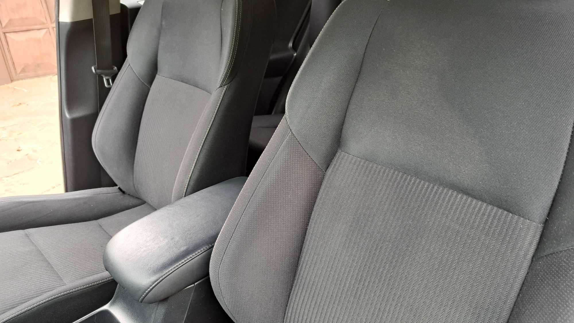 Продам автомобіль TOYOTA RAV