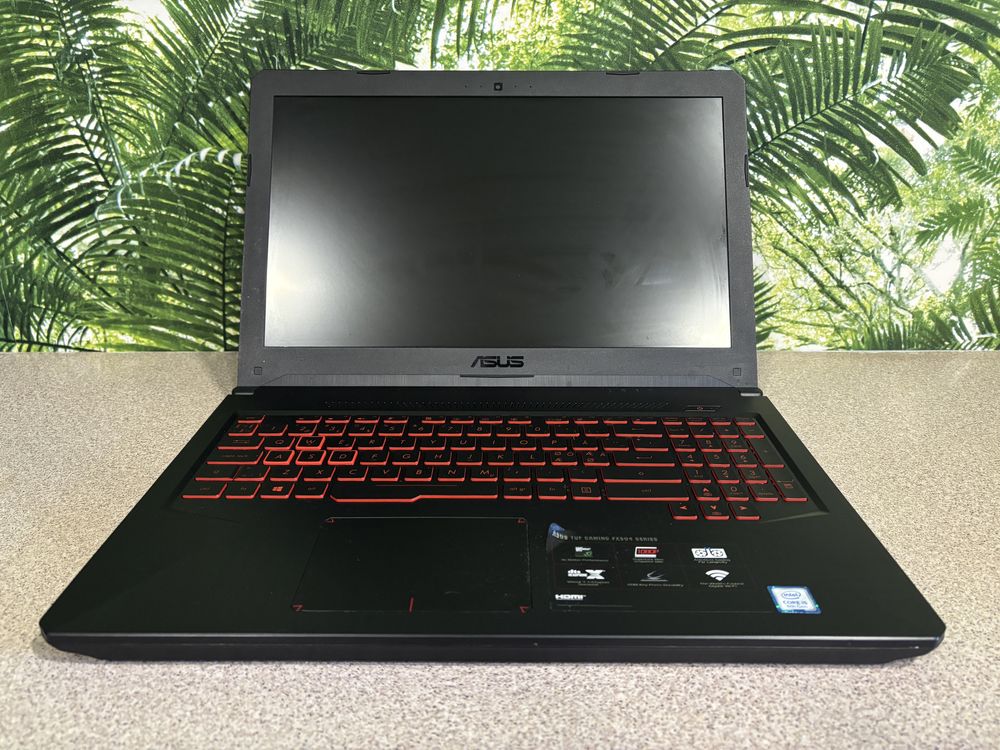 Laptop Asus TUF Gaming FX504GD i5 8gen/8 GB/256 GB/GTX 1050