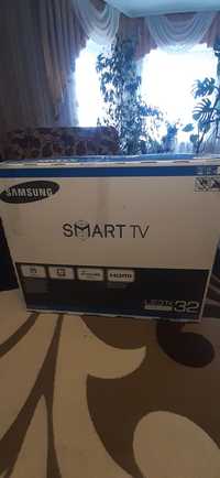 Samsung smart TV 32  UE32F4500AK