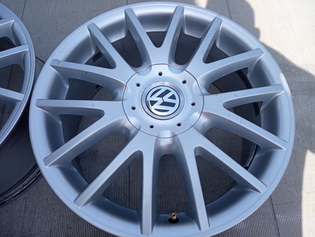 VW Golf GT, Touran, Sharan felgi aluminiowe oryginał 17 cali