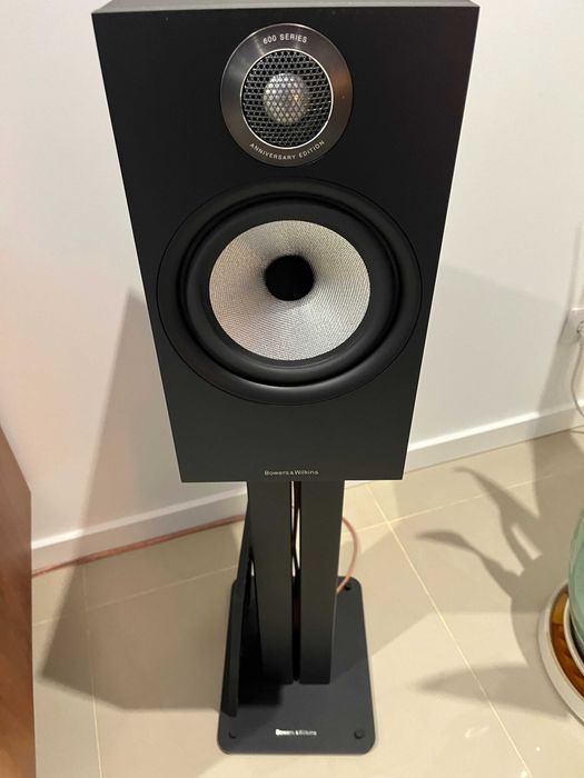 Colunas Bowers & Wilkins série 606 Édition anniversaire.
