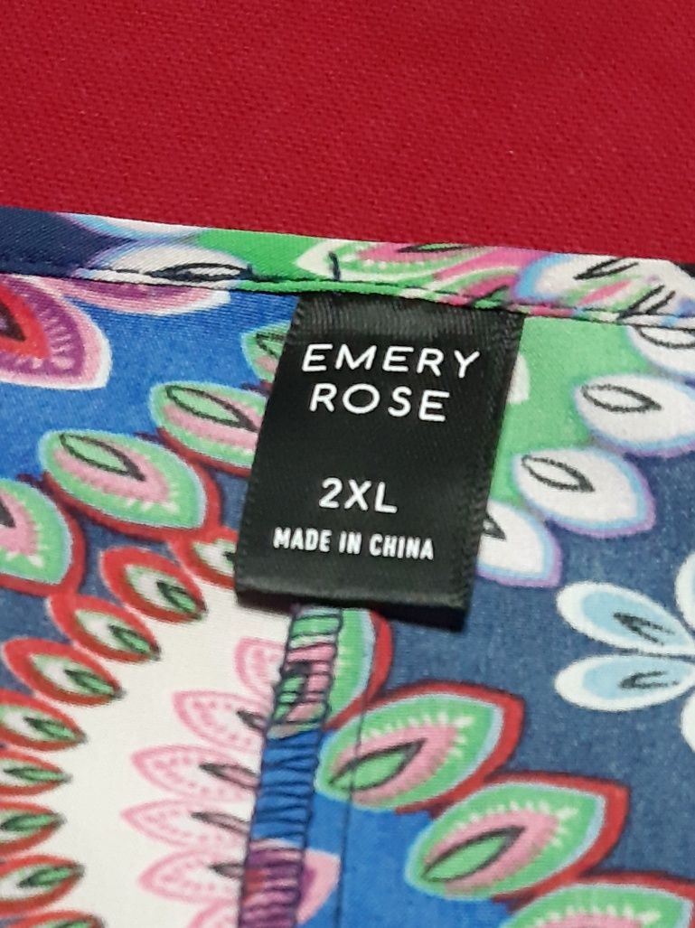 Vestido de verão com padrão 60s