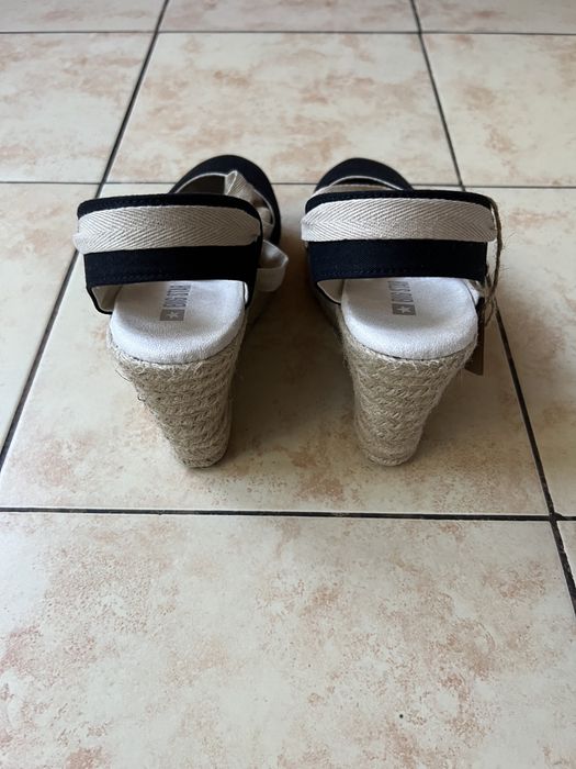 Big Star czarne espadryle na koturnie