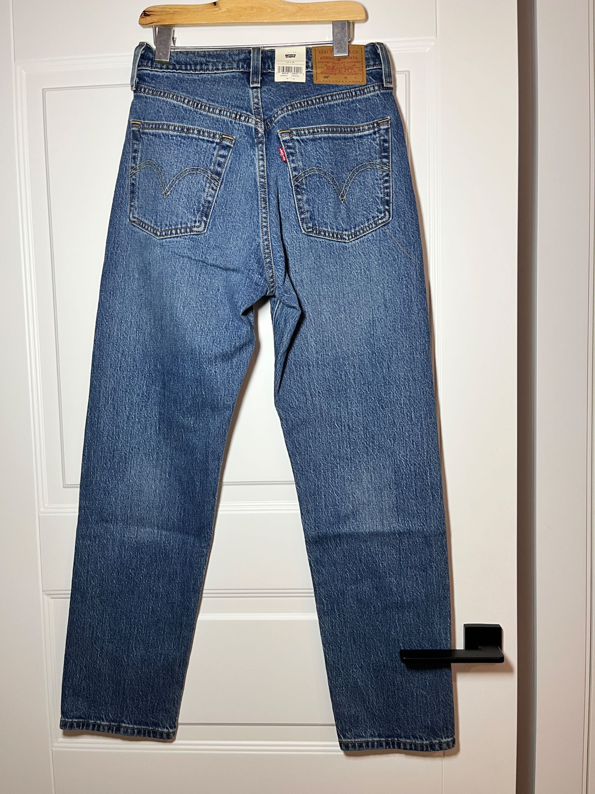 Levi's 501 crop stand off оригінальні джинси 25/28
