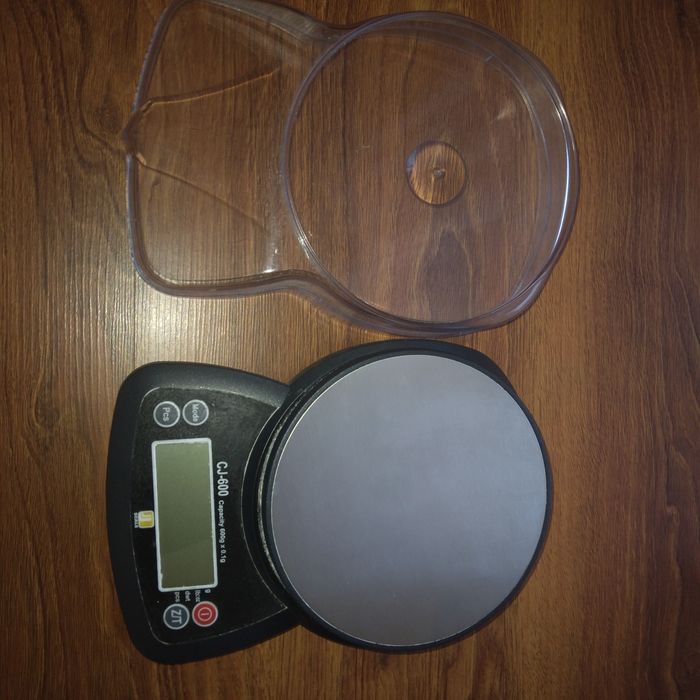 Waga kuchenna jubilerska precyzyjna elektroniczna cj-600 600g 0,1g