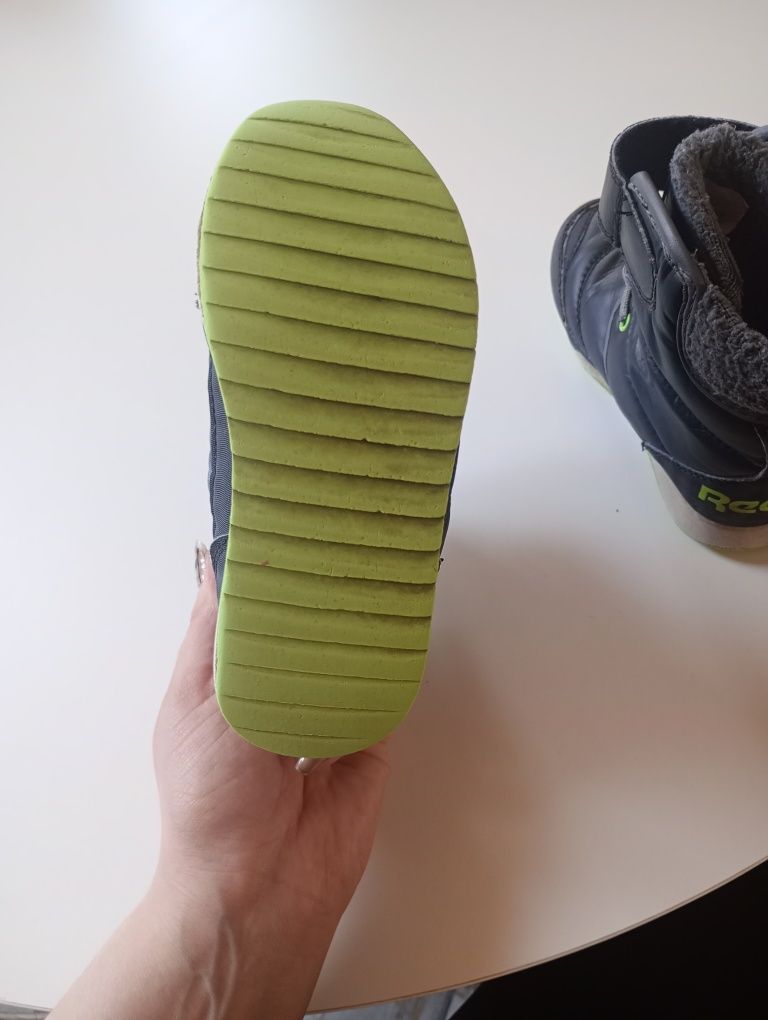 Buty zimowe śniegowce kozaki Reebok 25,5