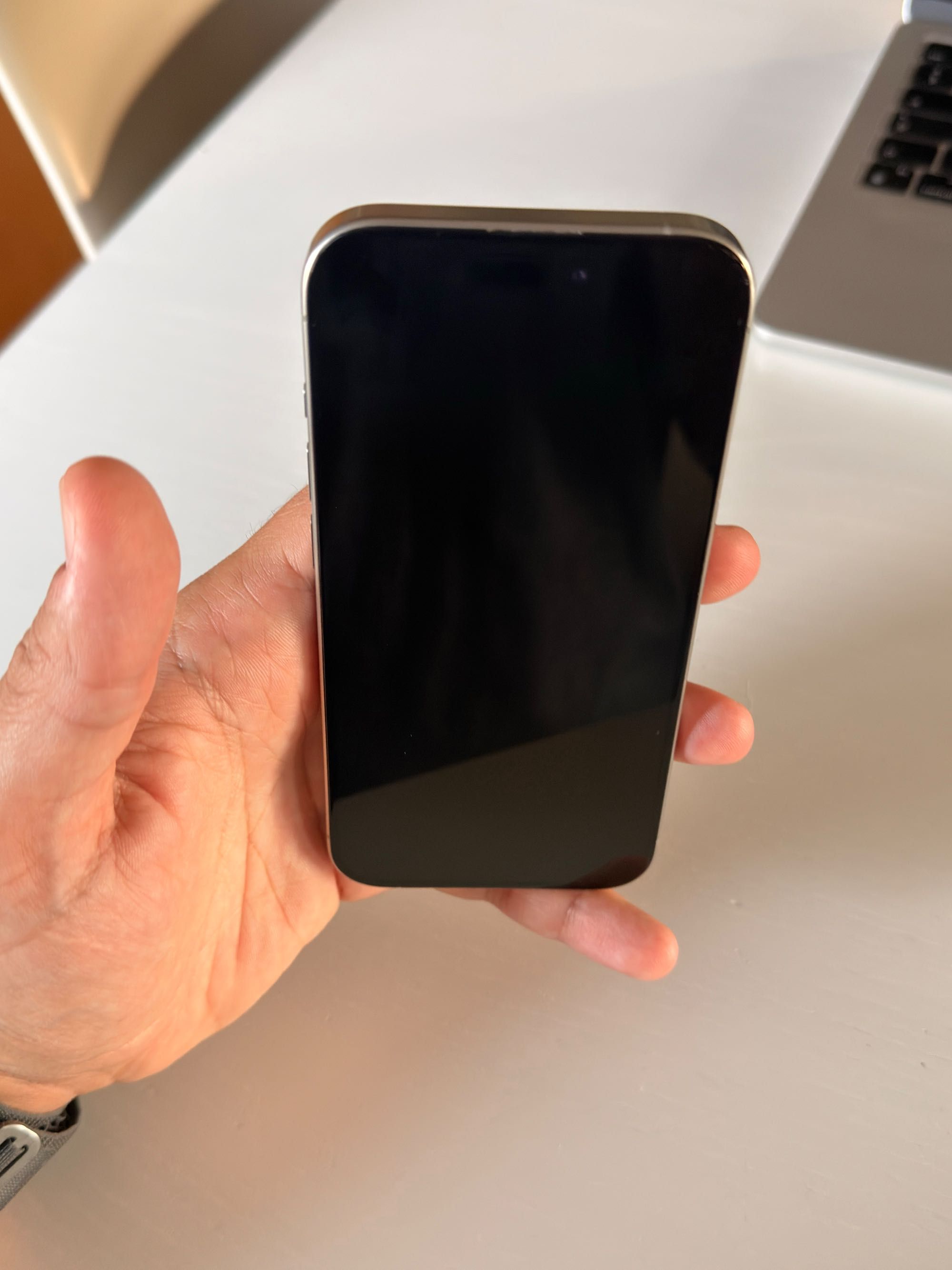iPhone 15 Pro 256 Gb Titanium Natural